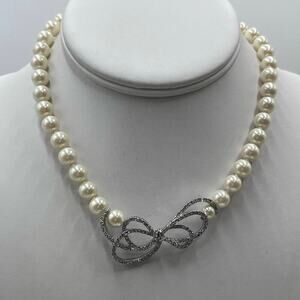 Carolee Signed Vintage Faux Pearl Pave Rhinestone Silver Tone Bow Necklace